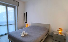 Portello Flat With Balcony